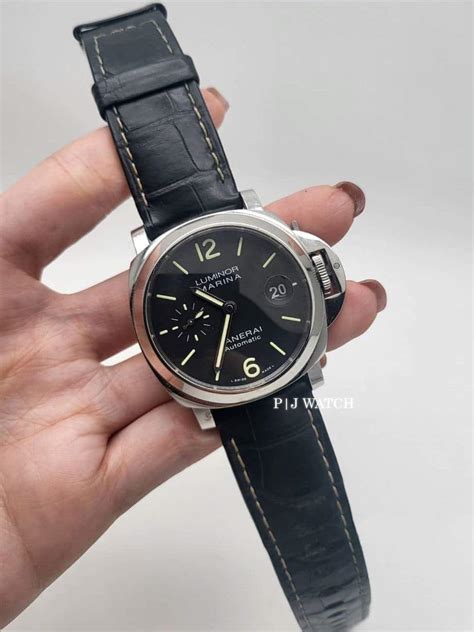 panerai 48 vs 1048|40mm Panerai luminor.